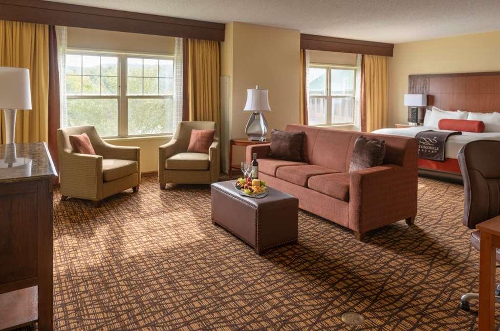 Stonewall Resort Roanoke الغرفة الصورة